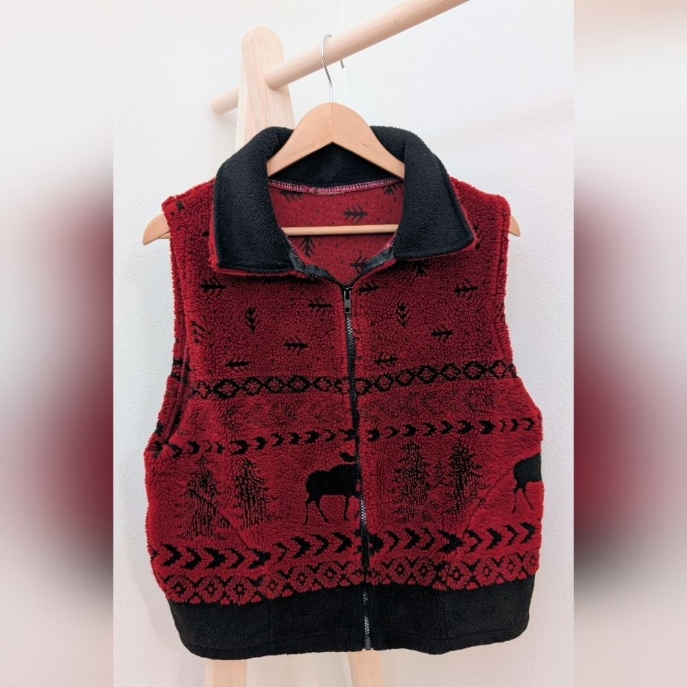 Vintage Cabincore Moose & Forest Collared Fleece Zip Front Vest In Red/Black